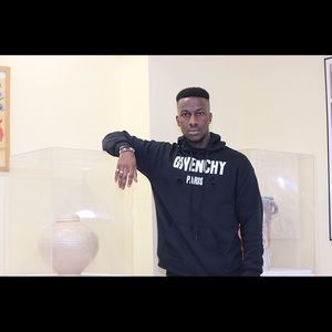 Meet your Posher, Omar